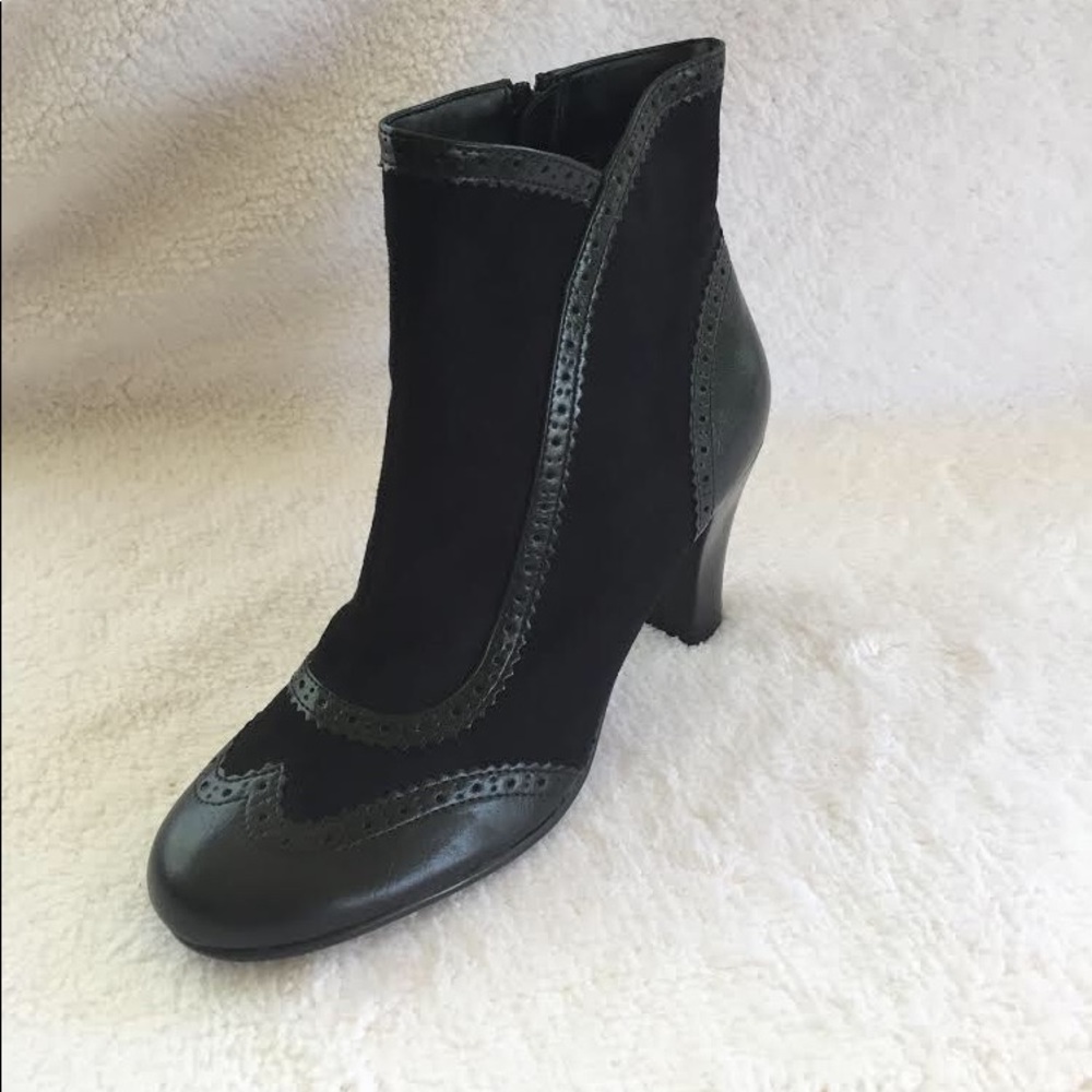 A2 by Aerosoles women’s black heeled boots